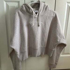 Cropped hoodie